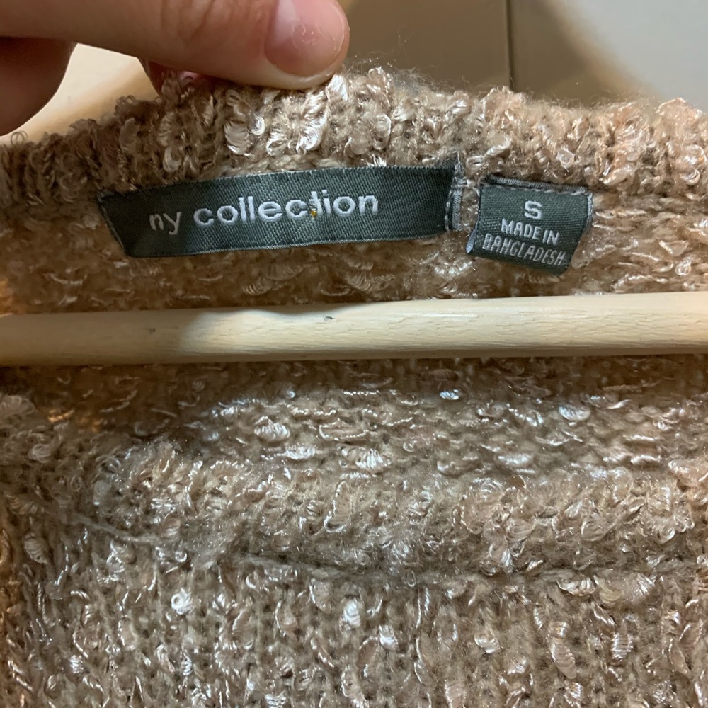 Sweater - Picture 3 of 3